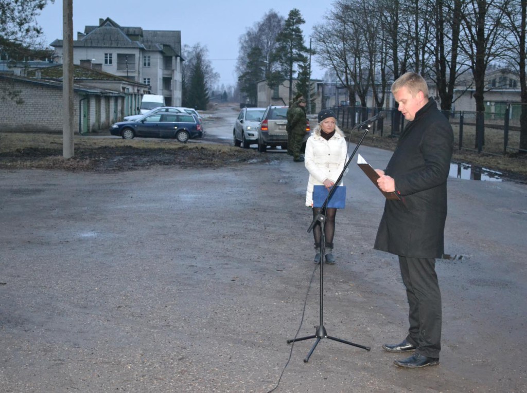 Vallavanem Kalev Kaljuste pühadetervitus Tootsi rahvale ja külalistele 23.02.2014